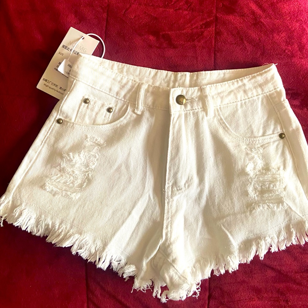 White Denim Women High Rise Shorts with frayed hem & ripped accents S/M
